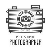 logotipo vintage retrò della vecchia fotocamera per fotografi professionisti. vettore