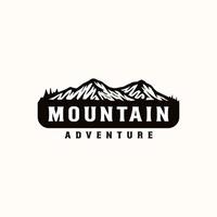 avventura in montagna e modello di logo vintage all'aperto. stile distintivo o emblema. illustrazione vettoriale