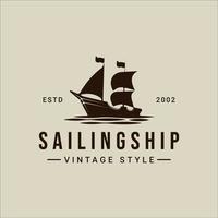 logo della nave a vela vintage illustrazione vettoriale modello icona graphic design. segno o simbolo della barca marina retrò per affari di viaggio di concetto di t-shirt stampata