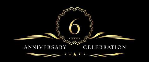 Celebrazione dell'anniversario di 6 anni con cornice decorativa dorata isolata su sfondo nero. disegno vettoriale per biglietto di auguri, festa di compleanno, matrimonio, festa evento, cerimonia. Logo dell'anniversario di 6 anni.