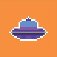 pixel art 8 bit. ufo viola vettore