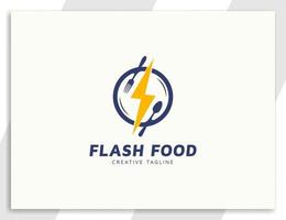 logo di cibo flash con illustrazione di cucchiaio, forchetta e fulmine vettore