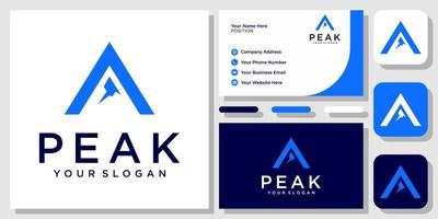 lettera iniziale a picco montagna triangolo paesaggio avventura logo design con modello di biglietto da visita vettore