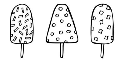 insieme di vettore dell'illustrazione disegnata a mano del gelato. clipart di dessert carino. per stampa, web, design, arredamento, logo.