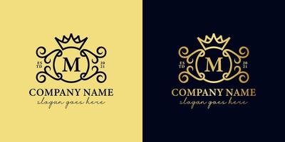 iniziali di lusso dorate lettera m con ornamento e corona icona per il tuo marchio reale, matrimonio, logo decorativo vettore