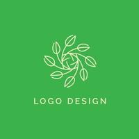 design olistico del logo per il benessere medico e sanitario con un semplice motivo a foglia e colore verde chiaro vettore