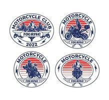 impostare il distintivo del logo del club di avventura di motocross disegnato a mano vettore