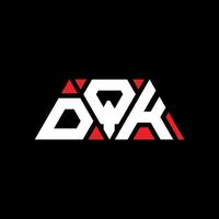 design del logo della lettera del triangolo dqk con forma triangolare. dqk triangolo logo design monogramma. modello di logo vettoriale triangolo dqk con colore rosso. dqk logo triangolare logo semplice, elegante e lussuoso. dqk