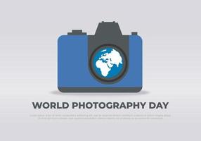 poster del banner della giornata mondiale della fotografia il 19 agosto con fotocamera vintage e mappa del mondo su sfondo grigio. vettore