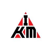 Design del logo della lettera triangolare ikm con forma triangolare. Monogramma di design del logo del triangolo ikm. modello di logo vettoriale triangolo ikm con colore rosso. ikm logo triangolare logo semplice, elegante e lussuoso.