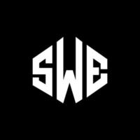 swe lettera logo design con forma poligonale. swe poligono e design del logo a forma di cubo. modello di logo vettoriale esagonale swe colori bianco e nero. swe monogramma, logo aziendale e immobiliare.